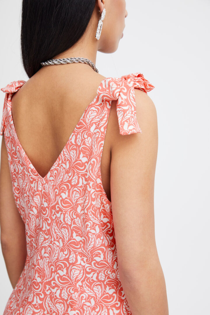 Ihnasreen Top Coral