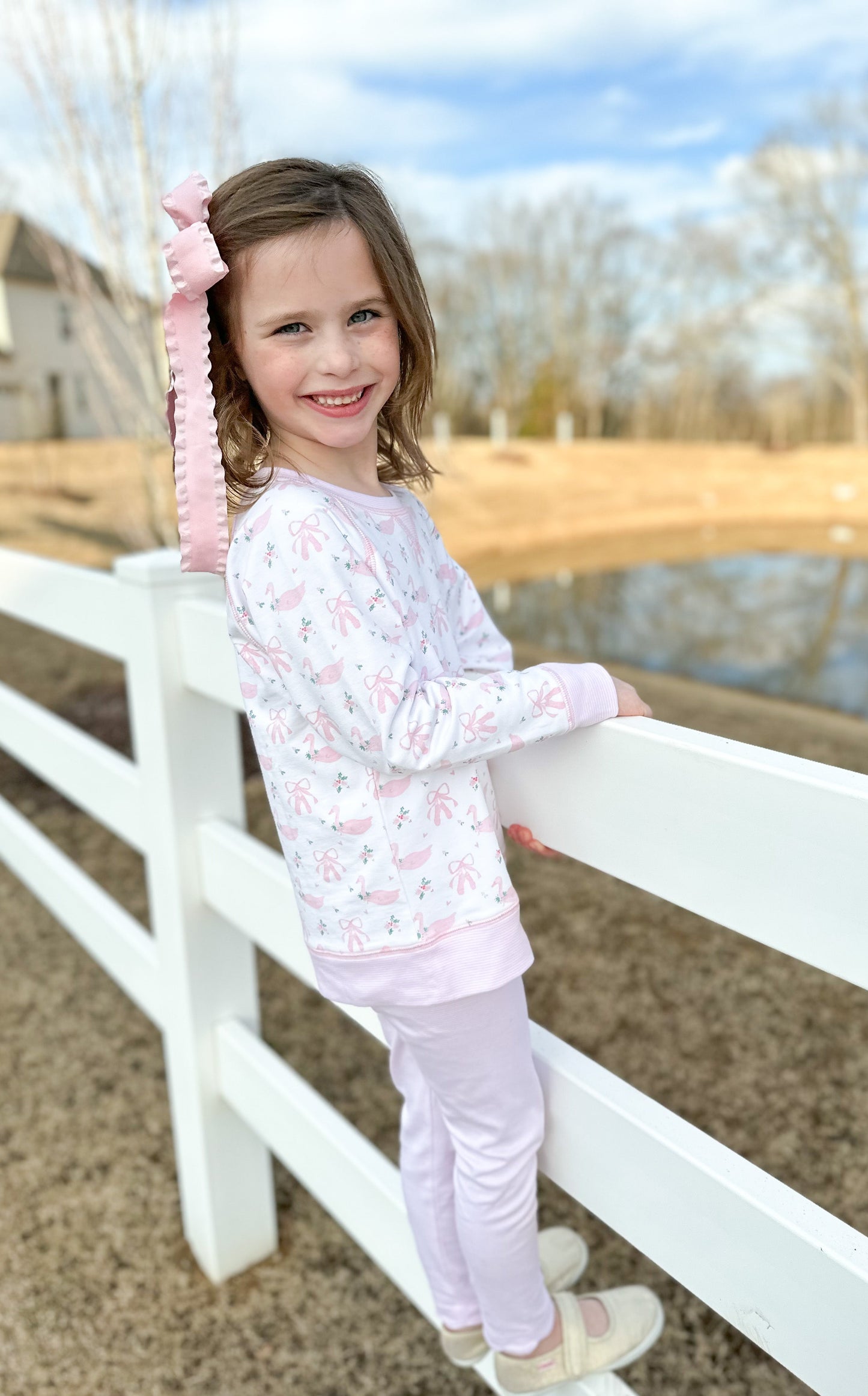 James and Lottie Sally Sweatshirt Swan
