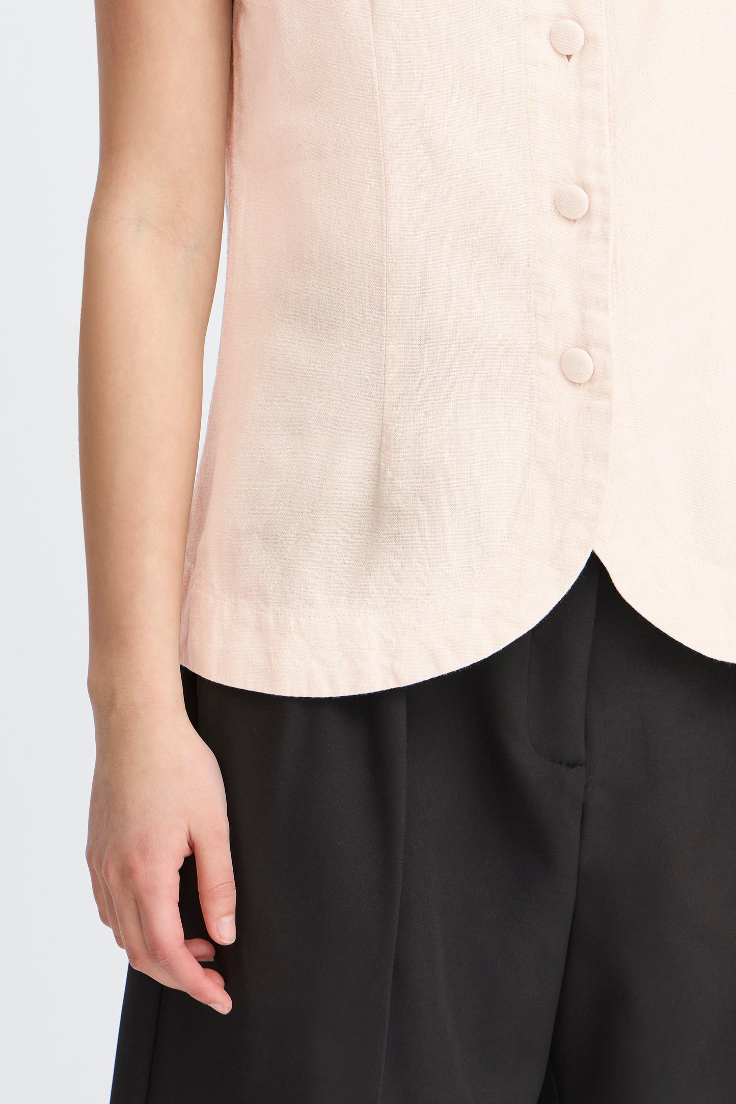 Ihlinno Waistcoat - Cream
