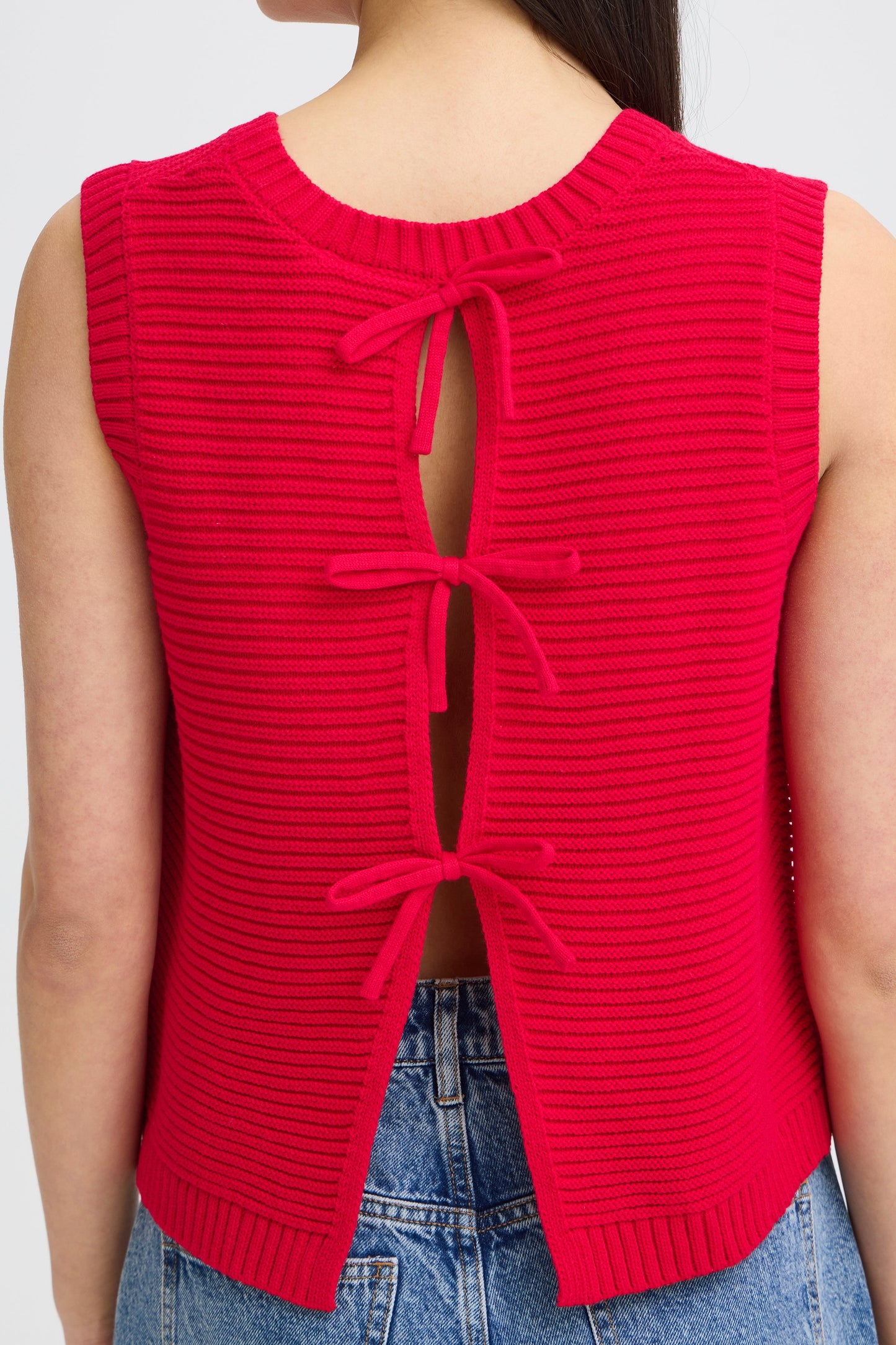 Ihdotties Waistcoat - Knitted Tie Back Red