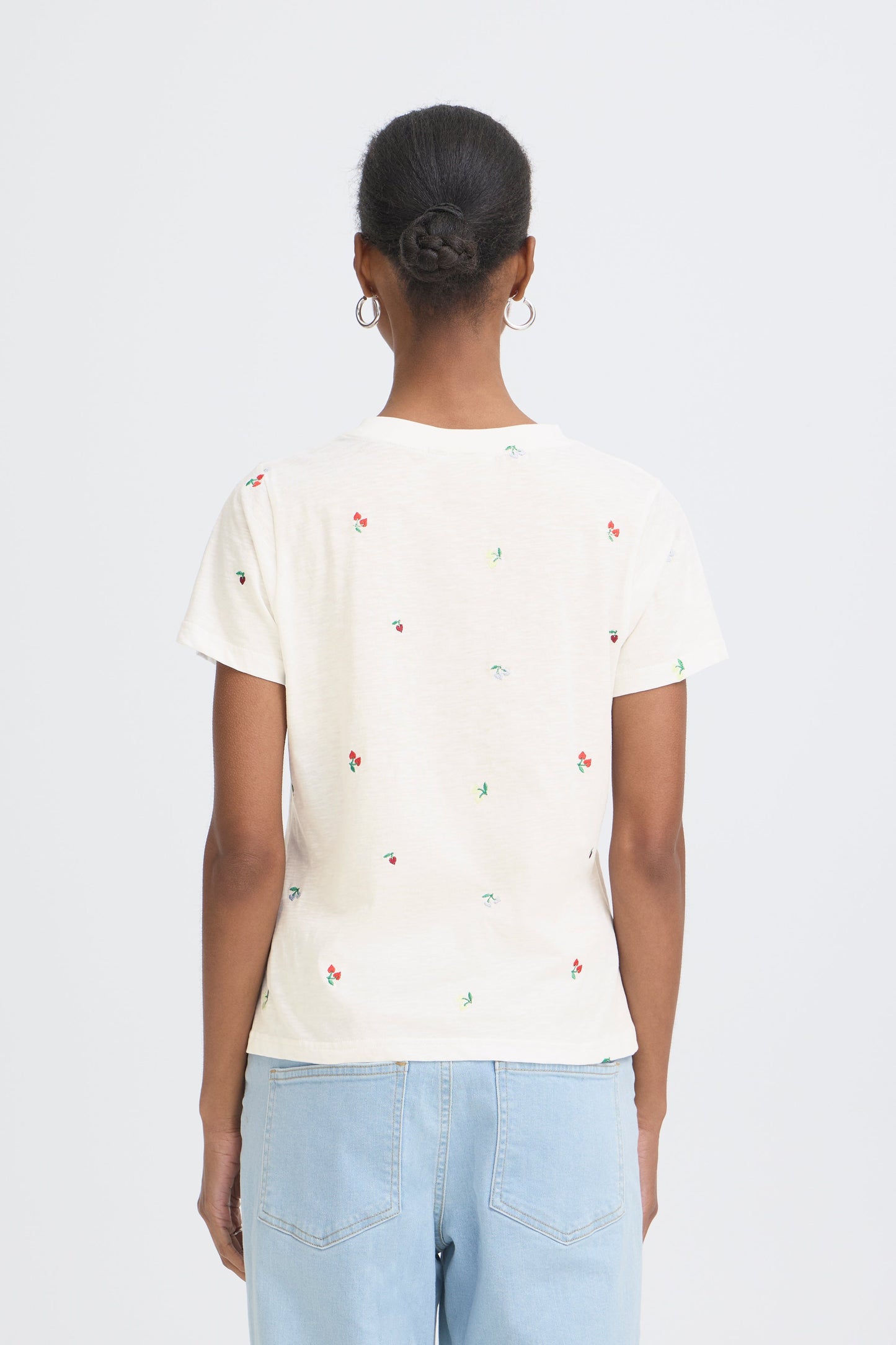 Iholya T-Shirt - Embroidered