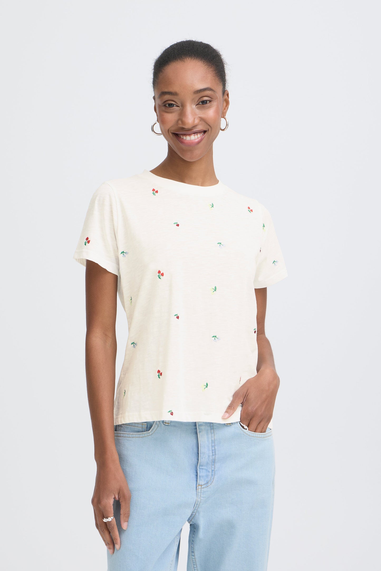 Iholya T-Shirt - Embroidered