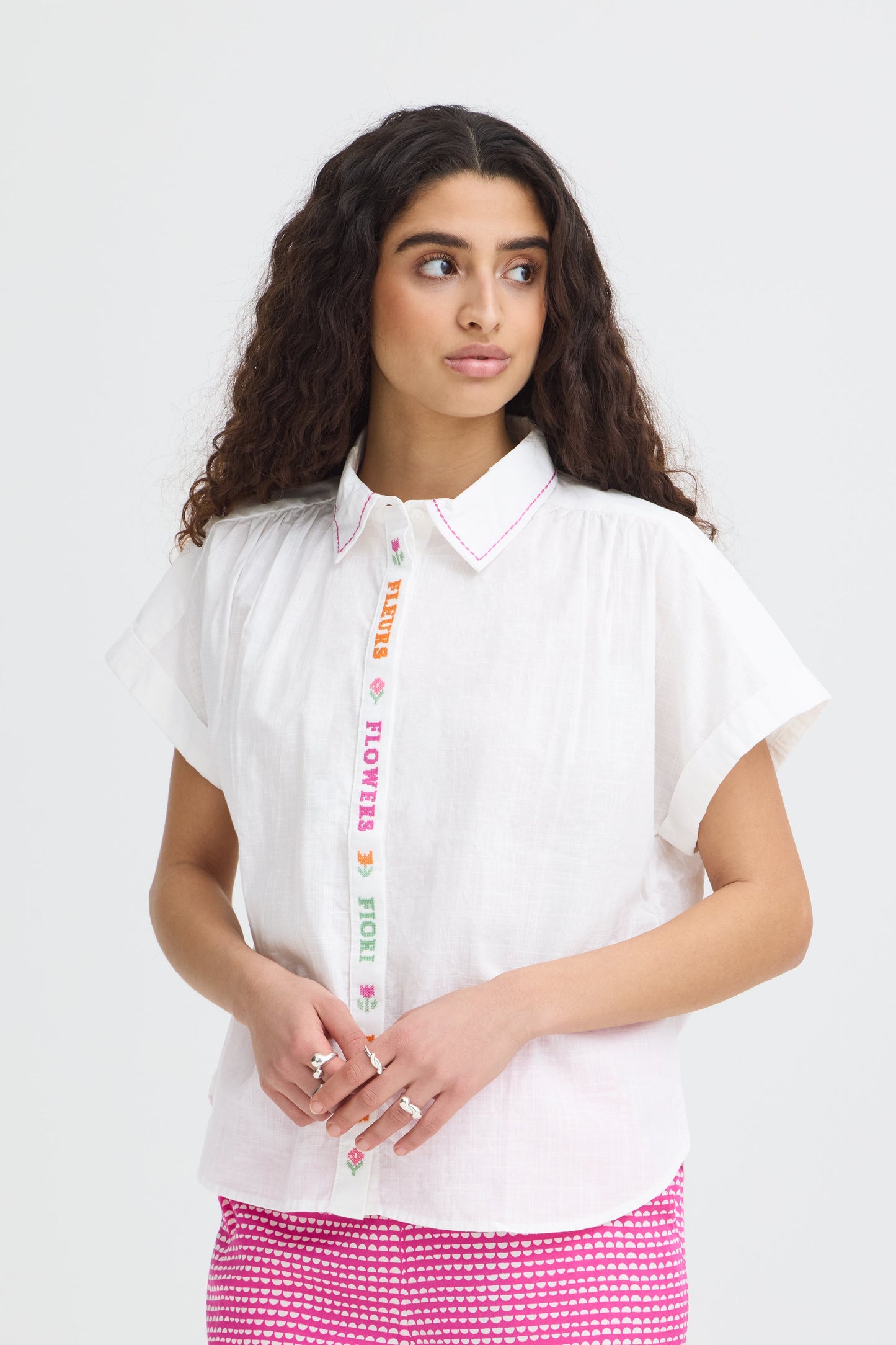 Ihloliva Shirt - White Flowers
