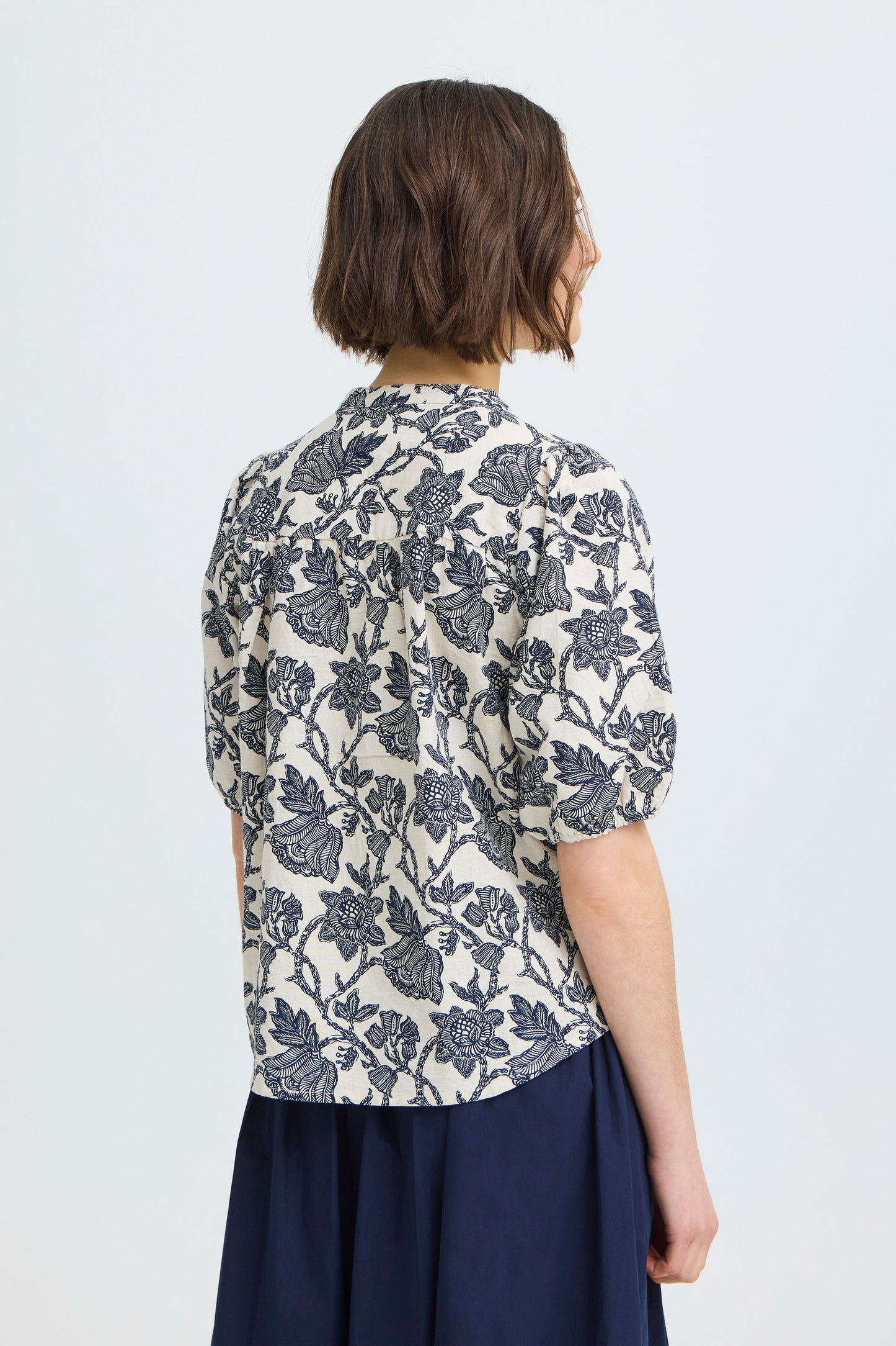 Frmaddie Blouse - Cream Navy Bloom