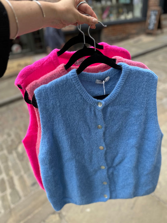 Mohair Sleeveless Cardigan