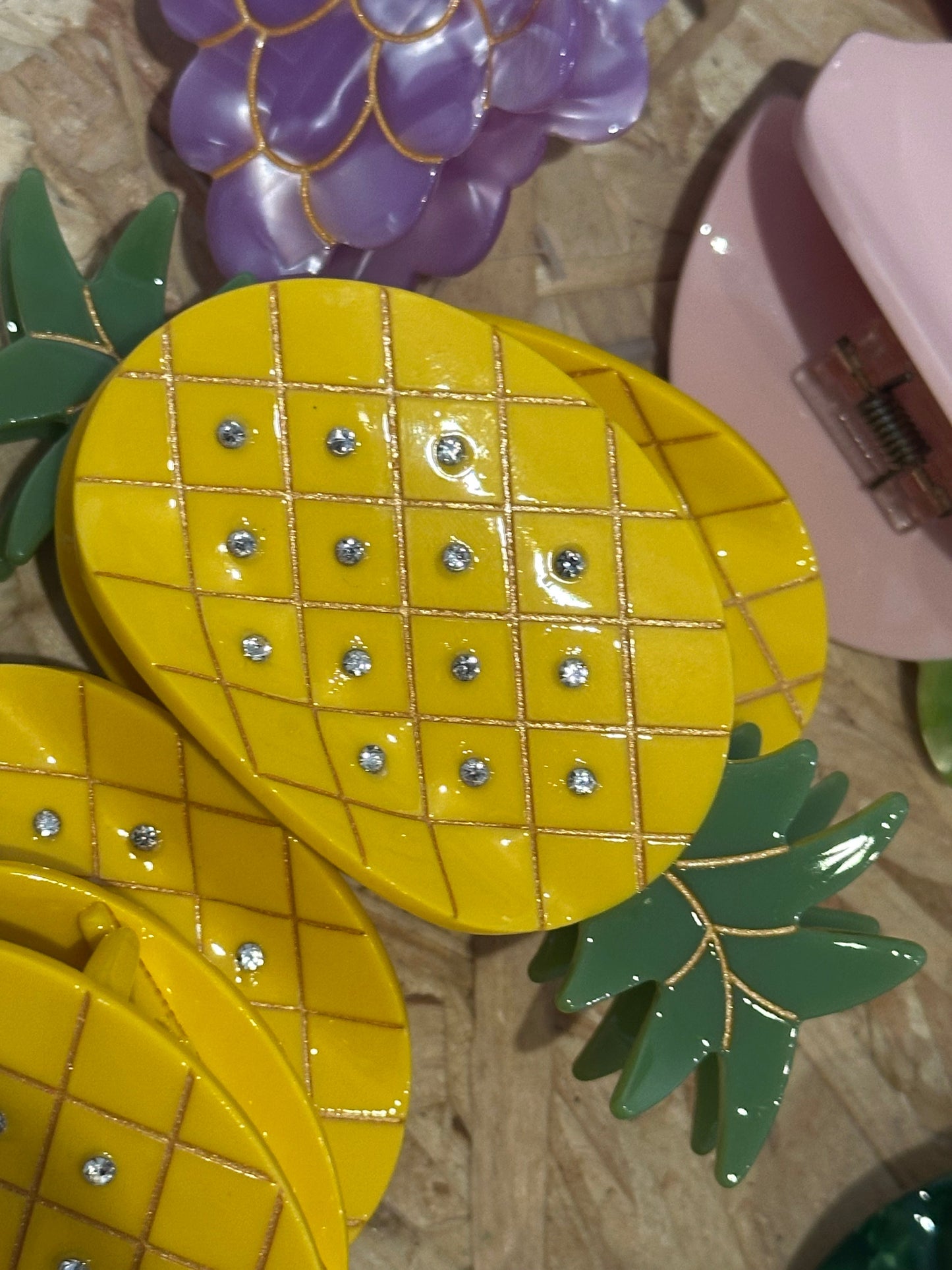 Fruit Hair Claw