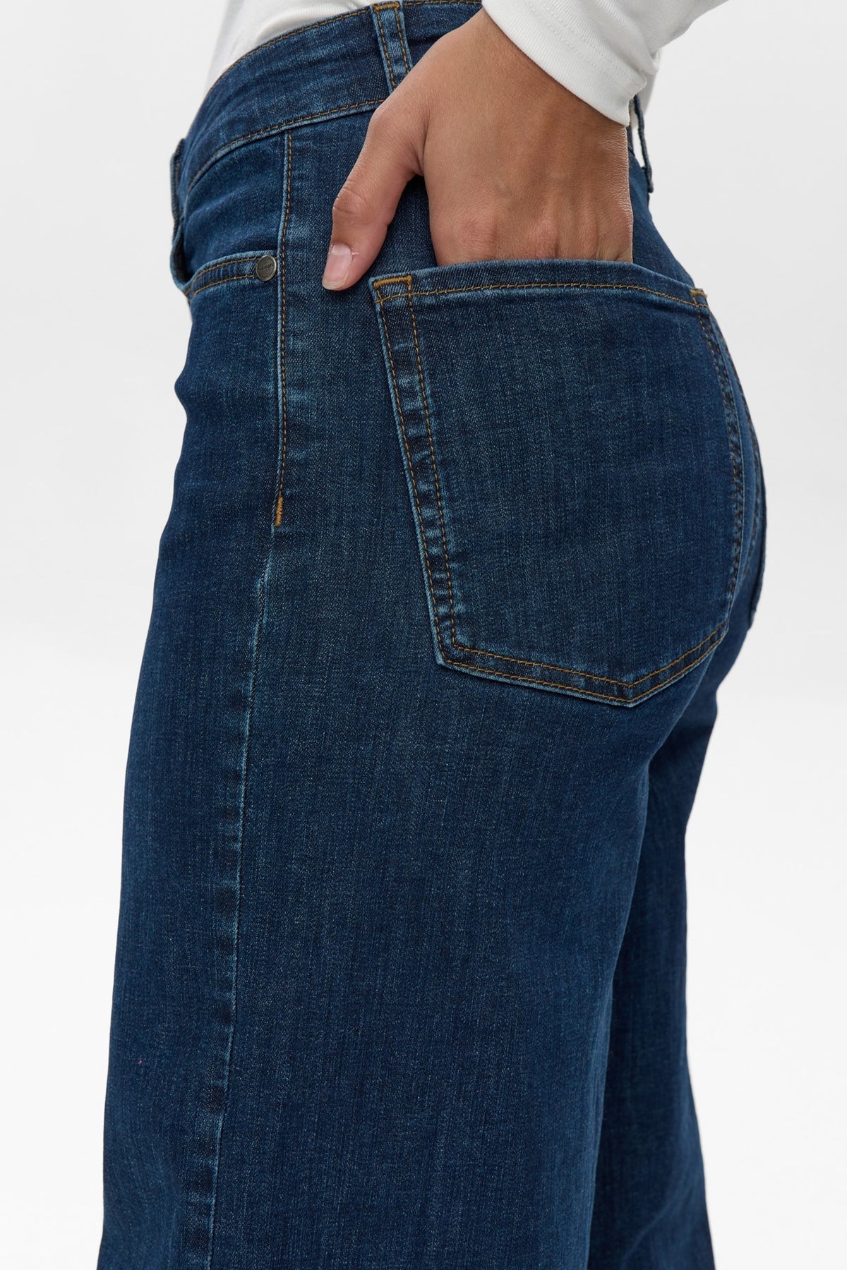 NUPARIS CROPPED JEANS - DARK BLUE - Dark Blue Denim
