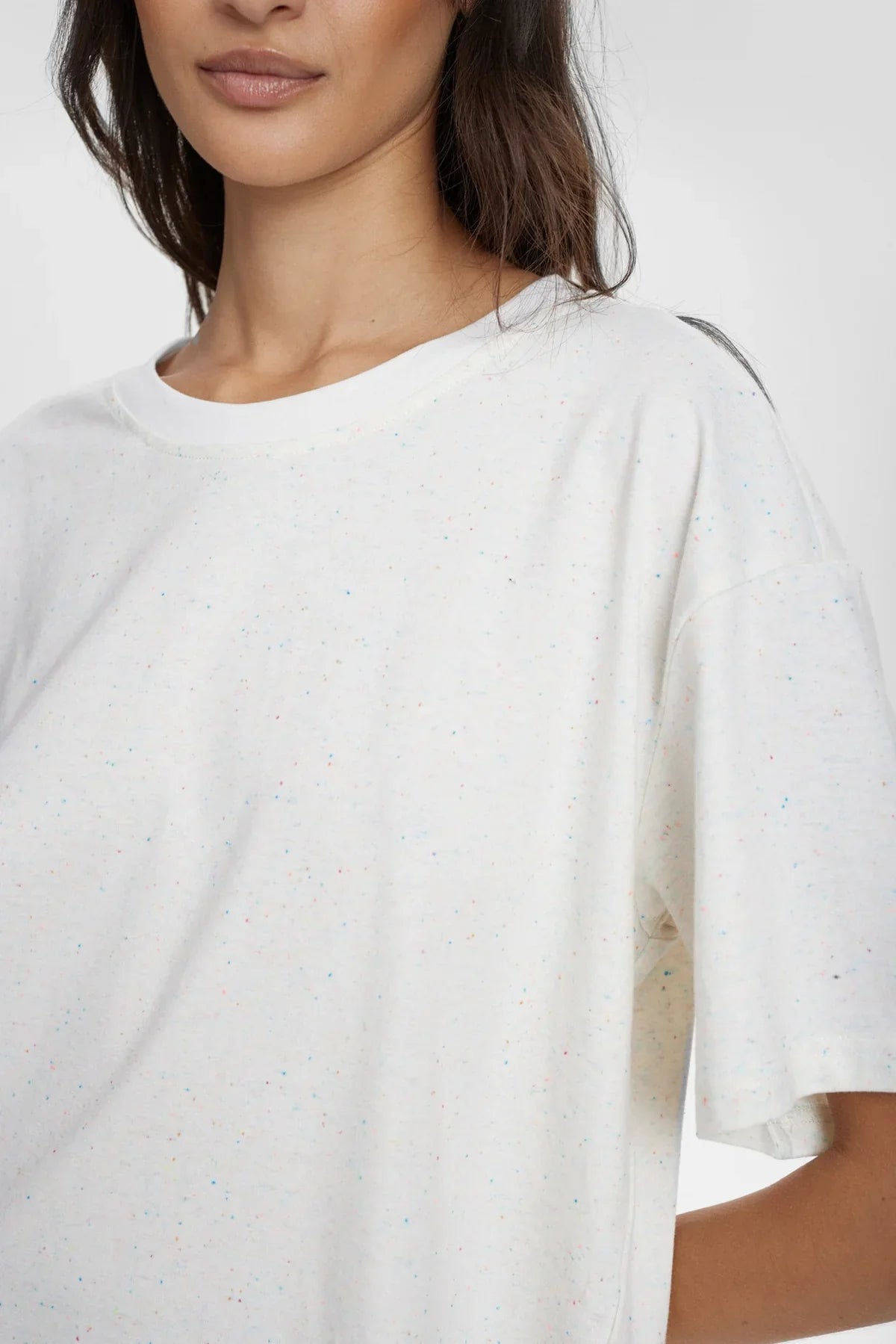 NUHUBY T-SHIRT - Cloud dancer, colourful speck