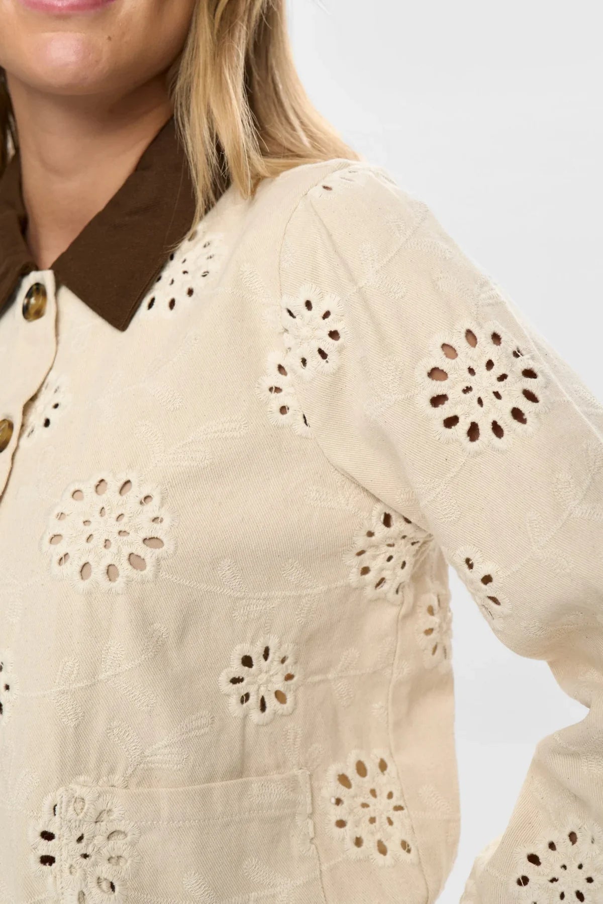 NUENORA JACKET - Irish Cream