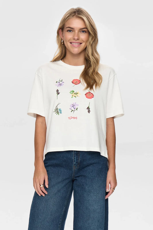 Nubelisa Boxy Tee - Cloud Dancer Floral Embroidery