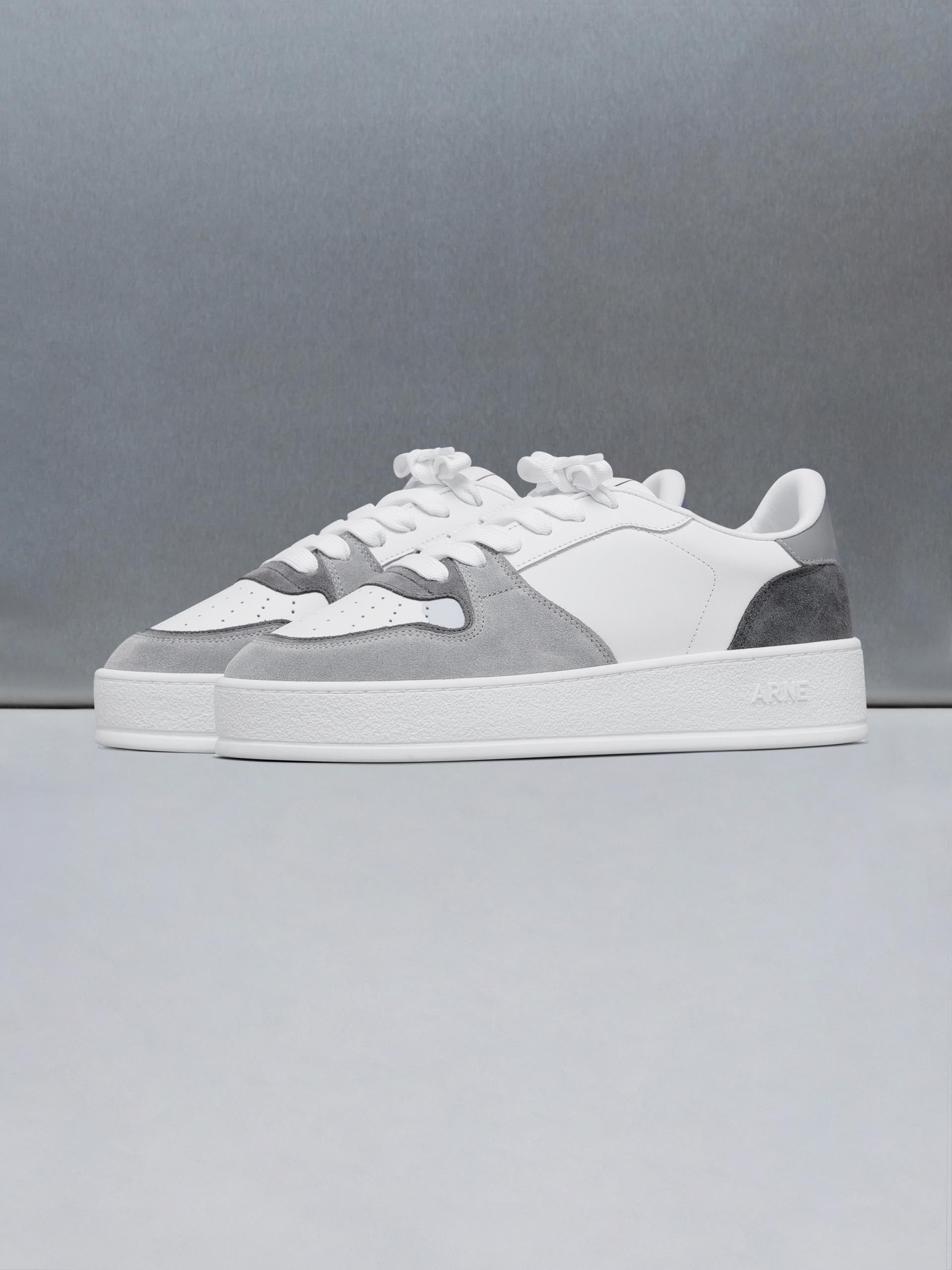 Arena Trainer in White Grey