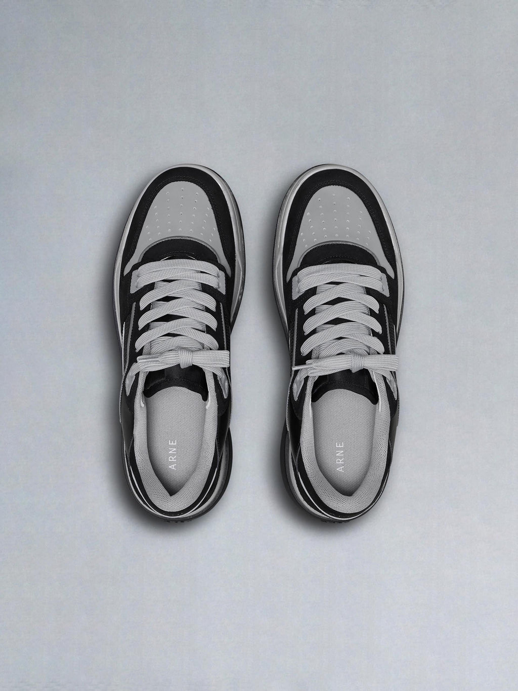 Basket Trainer in Black Grey