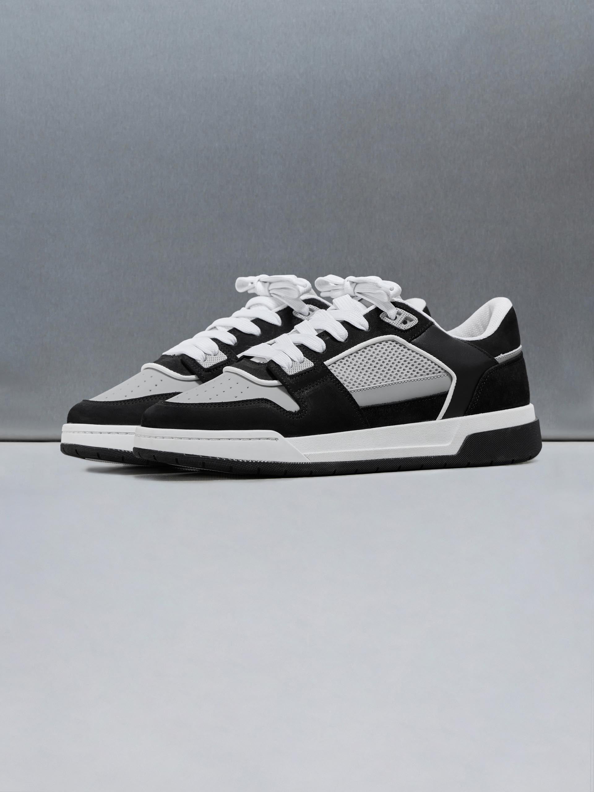 Basket Trainer in Grey Black