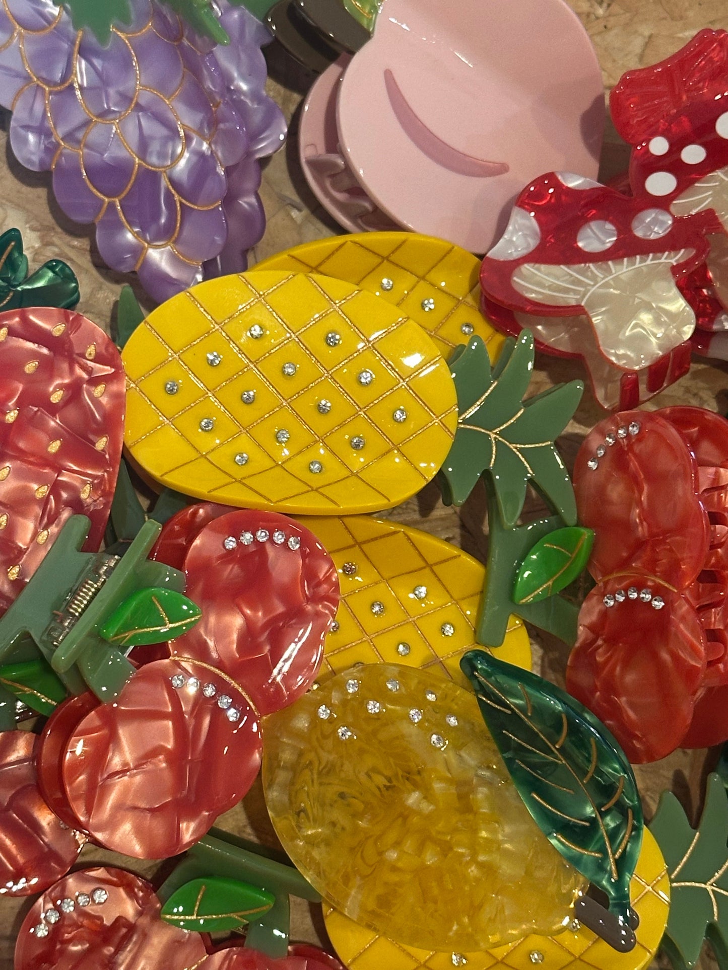 Fruit Hair Claw