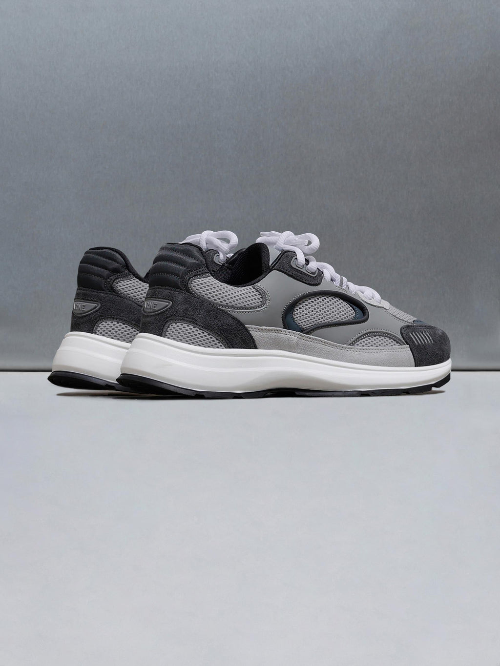 Circuit Trainer in Ocean Grey