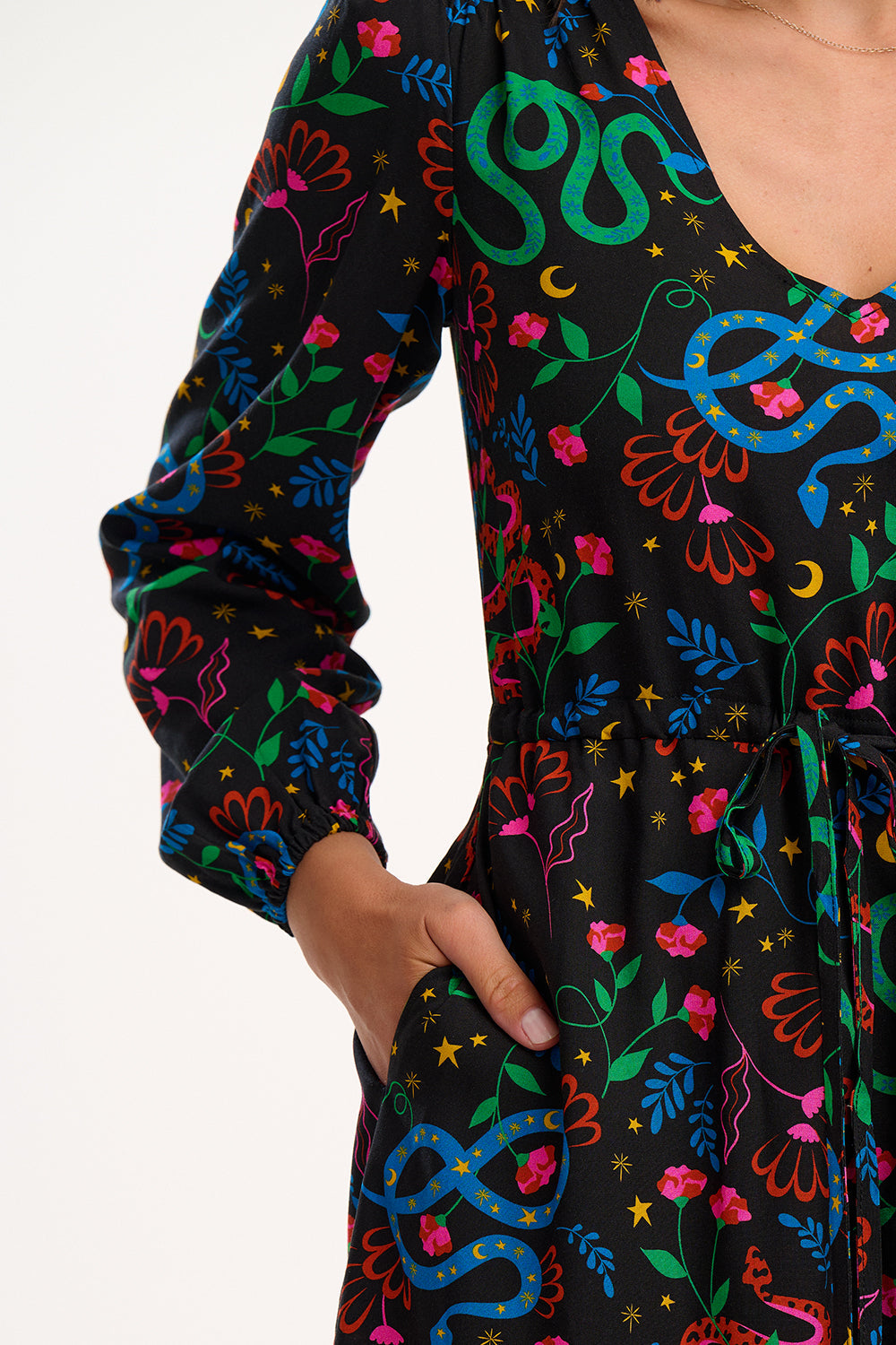 Roxanne Maxi Tiered Dress - Black, Snake Floral