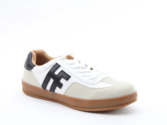 Madison White/Beige/Black Trainers