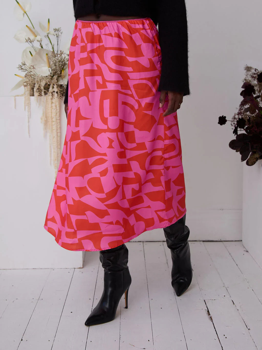 Angel Abstract Print Midi Skirt