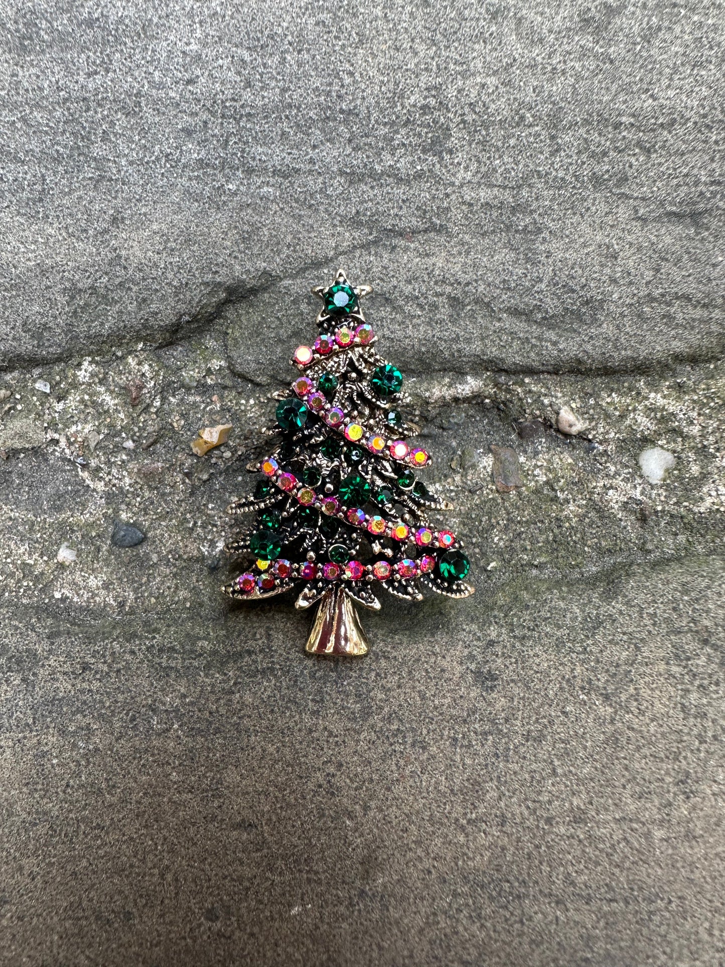 Christmas Sparkly Brooches