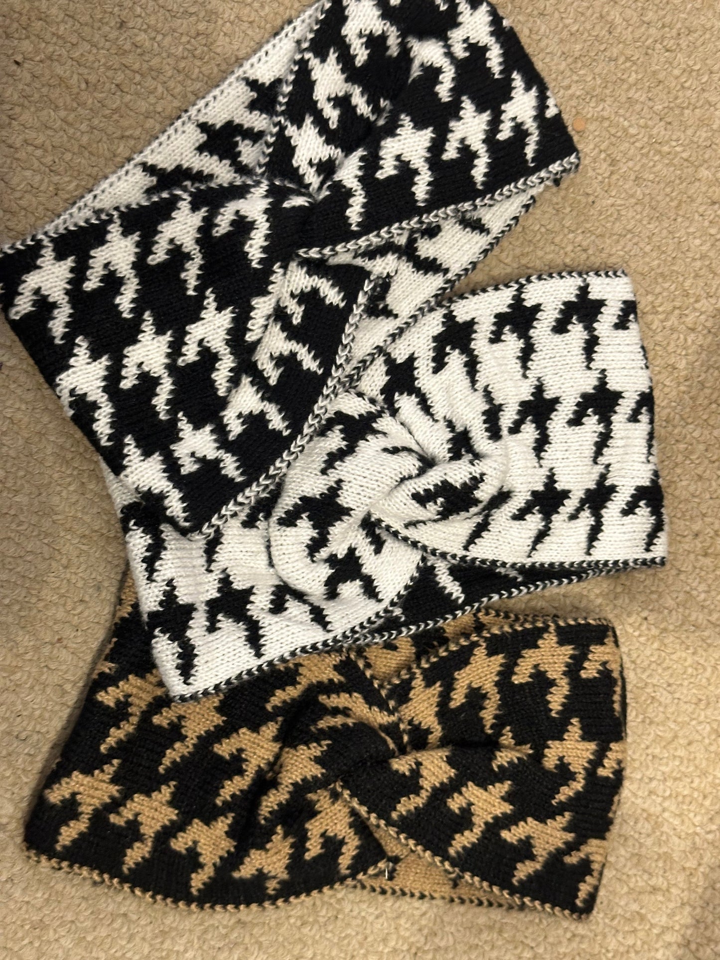 Dogtooth Knitted Headband