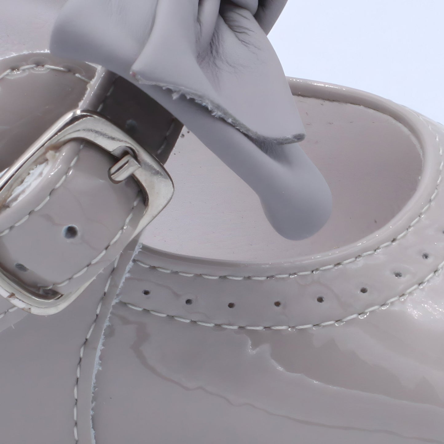 'Vitoria' Girls Grey Patent Bar Shoes