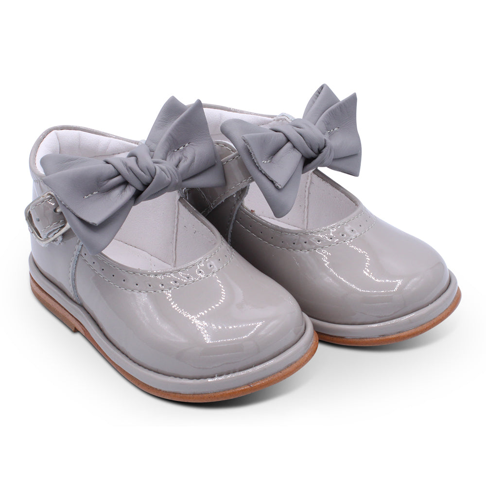 'Vitoria' Girls Grey Patent Bar Shoes