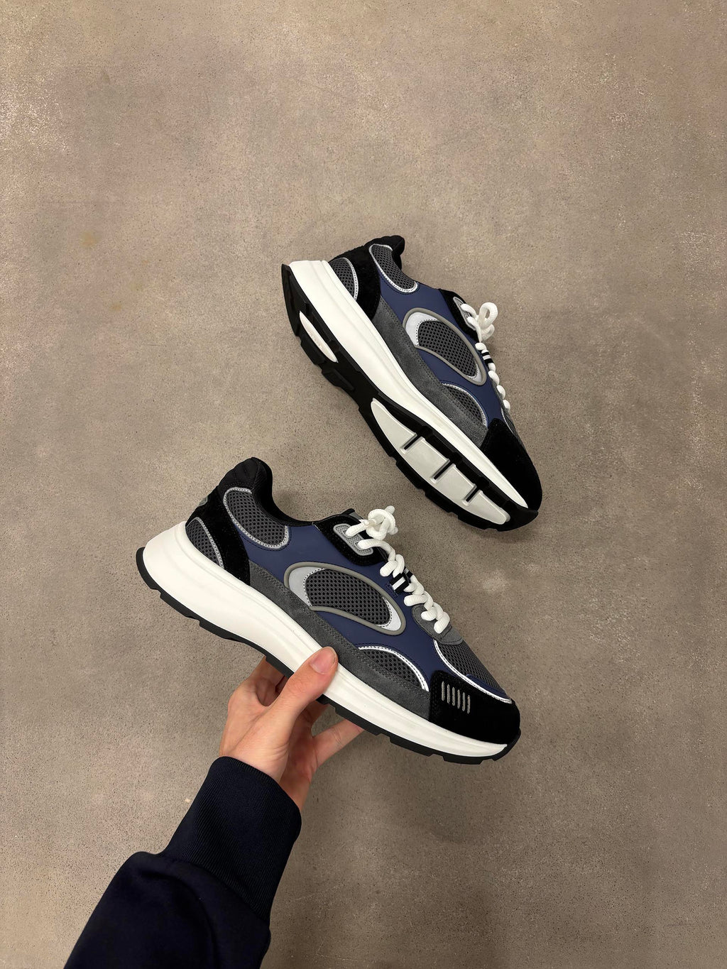 Circuit Trainer in Cobalt Grey